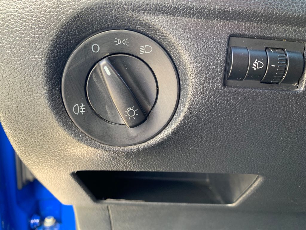 skoda-fabia-1-2-htp-classic - 7