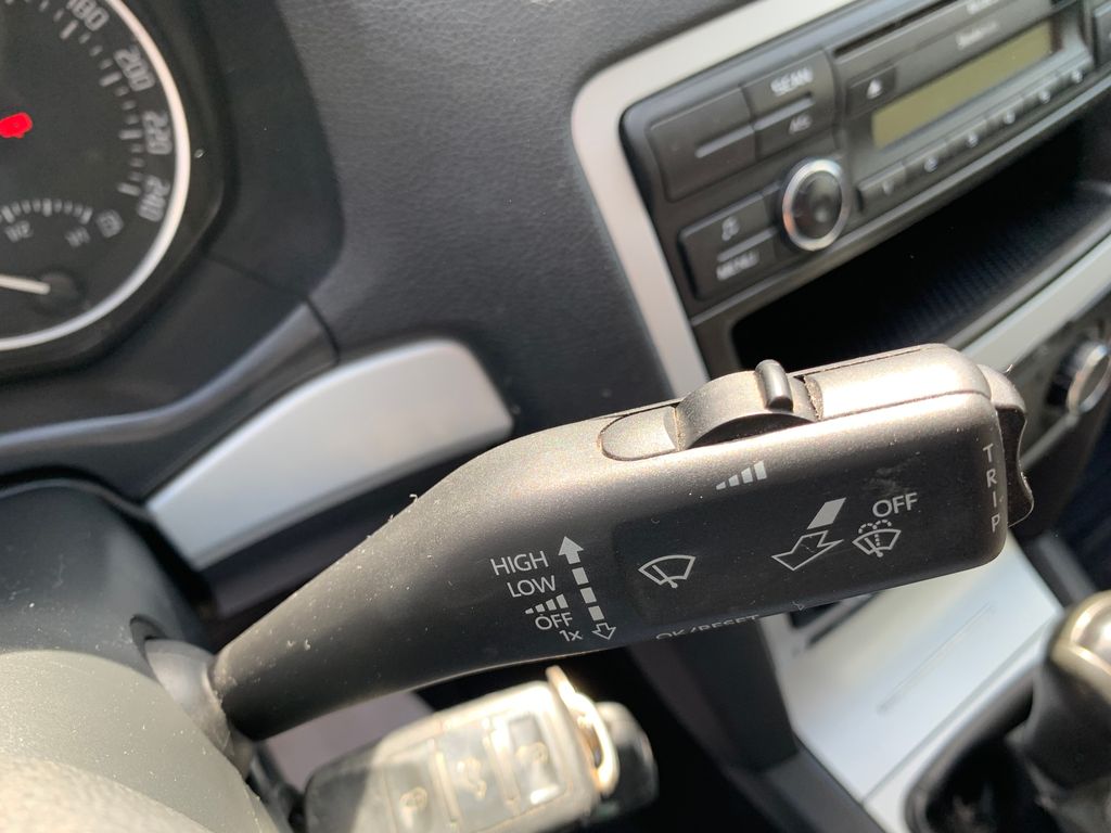 skoda-octavia-1-9-tdi-ambition - 9