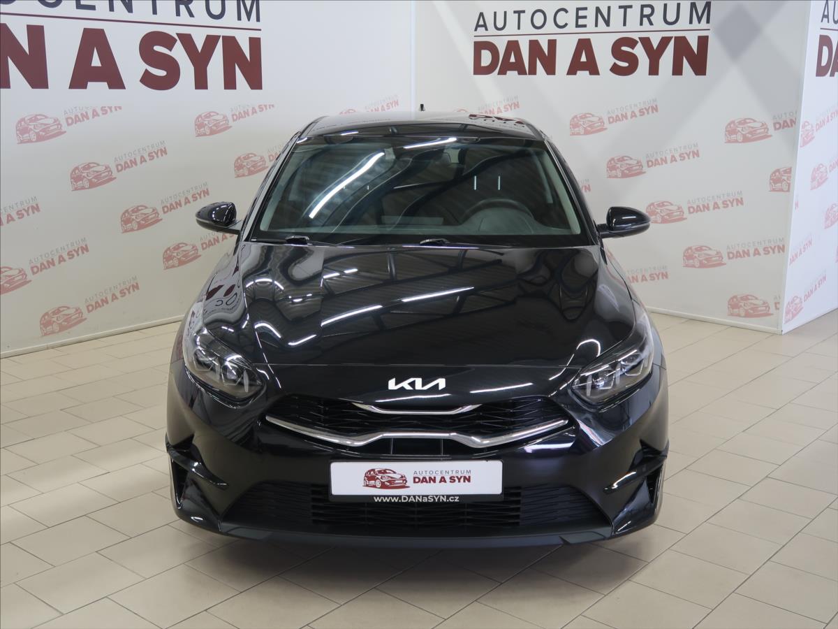kia-ceed-1-5-117-kw-1-majitel-cz - 1