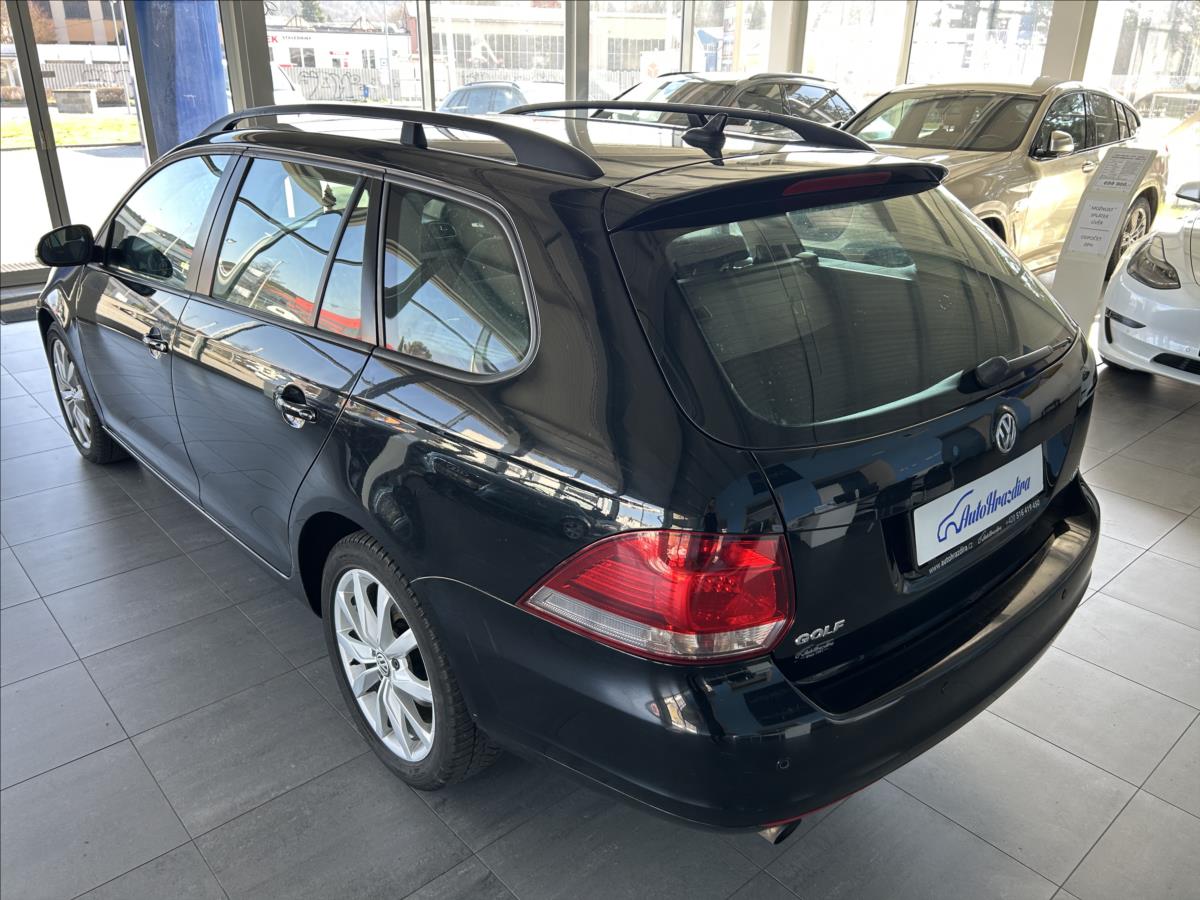 volkswagen-golf-1-6-tdi-serviska-2-majitel - 3