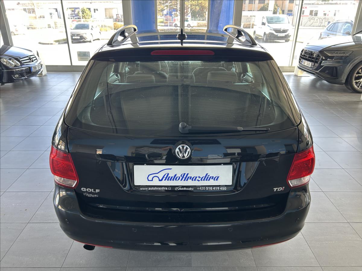 volkswagen-golf-1-6-tdi-serviska-2-majitel - 4