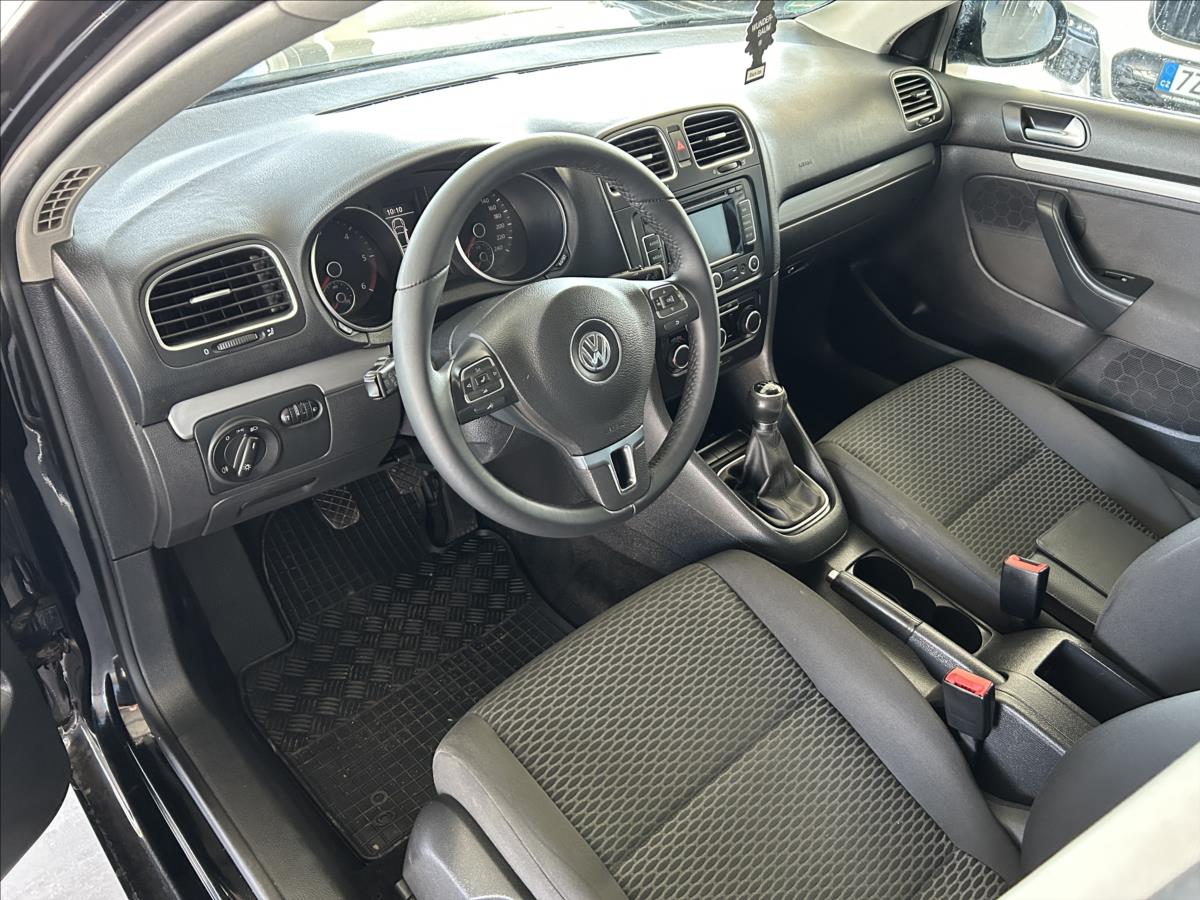 volkswagen-golf-1-6-tdi-serviska-2-majitel - 6