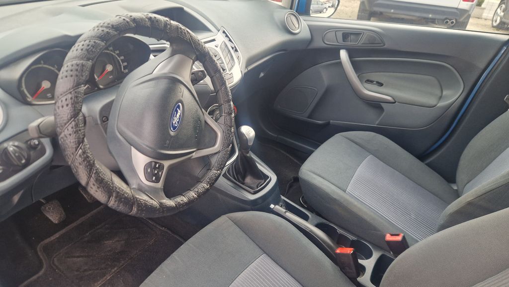 ford-fiesta-1-25-16-v - 7