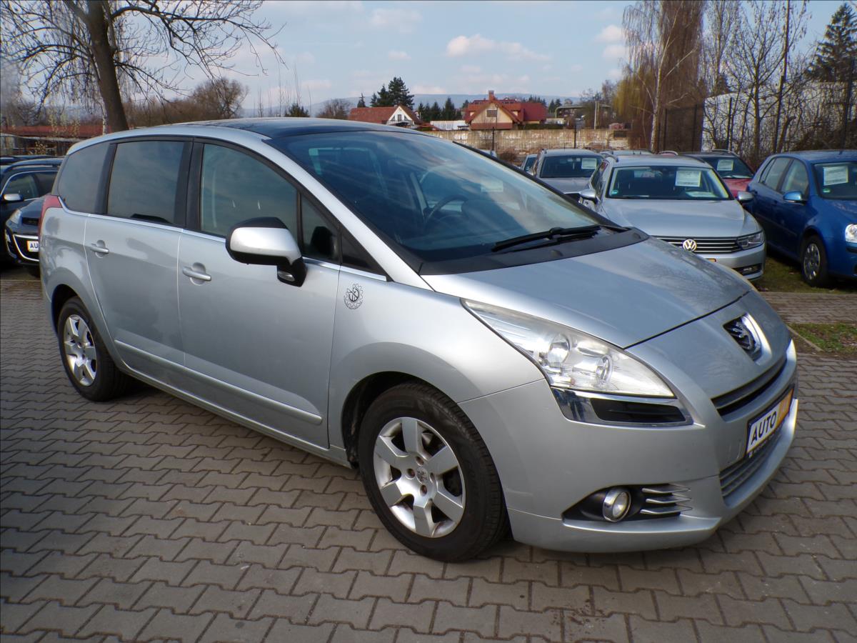 Peugeot 5008 1,6 HDi  7.MÍST,TAŽ.ZAŘ.