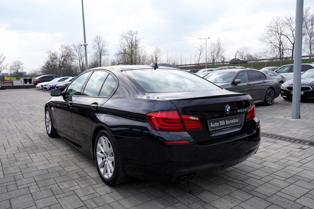 bmw-rada-5-530d-xdrive-mpaket-at-260ps-cr - 3