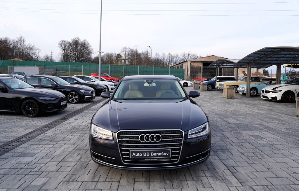 Audi A8 3.0 TDI Quattro/Tiptr./Matrix