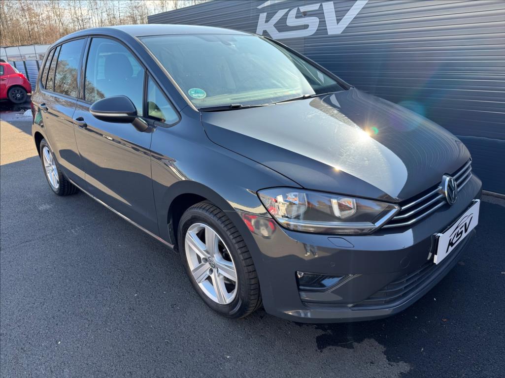 volkswagen-golf-sportsvan-2-0 - 4