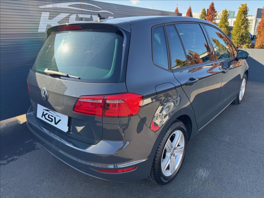 volkswagen-golf-sportsvan-2-0 - 6