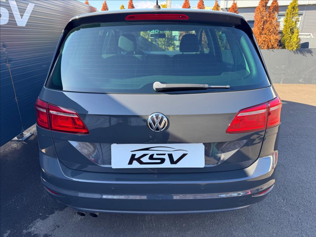 volkswagen-golf-sportsvan-2-0 - 7