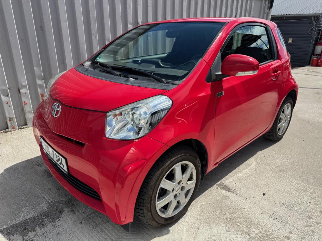 Toyota iQ 1,0 MOŽNÁ I VÝMĚNA ZA JINÝ