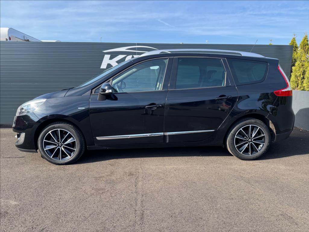 renault-grand-scenic-1-2 - 9