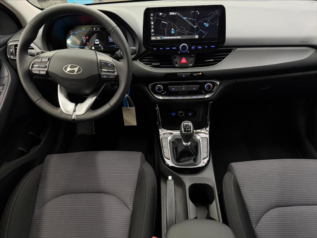 hyundai-i30-1-0-t-gdi-mt-kombi-smart-heat - 4