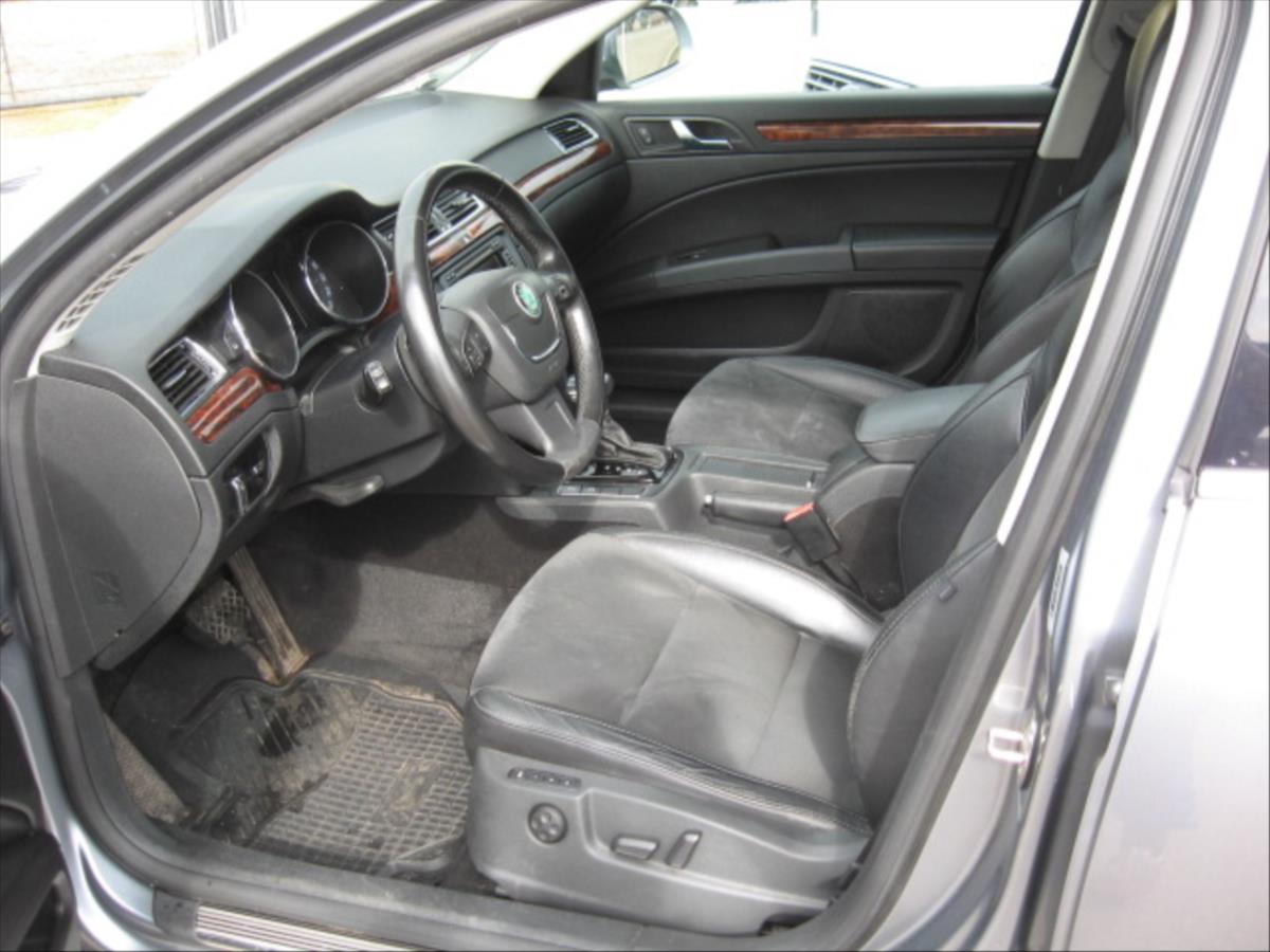 skoda-superb-2-0-dsg-125-kw - 6