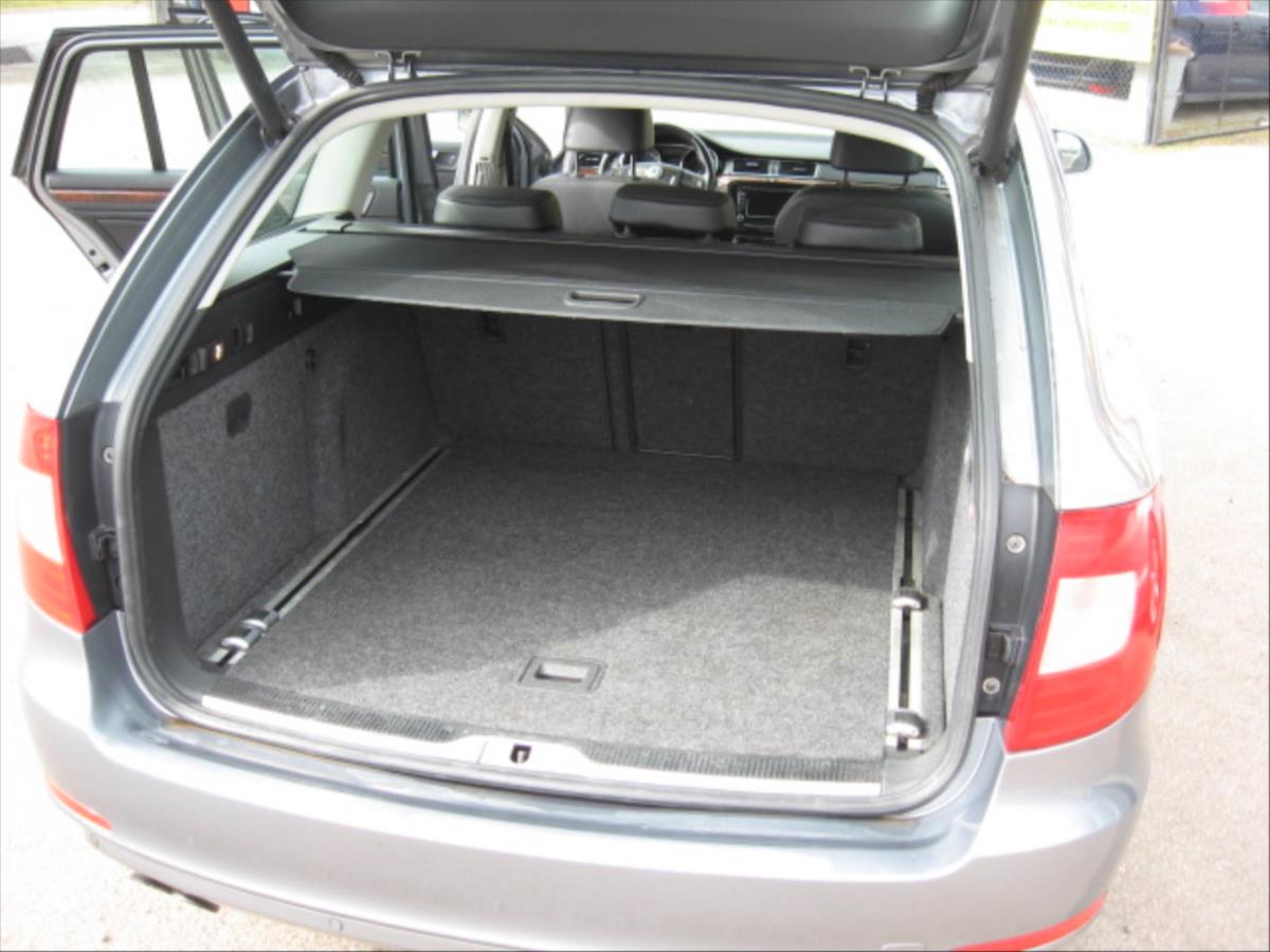 skoda-superb-2-0-dsg-125-kw - 8