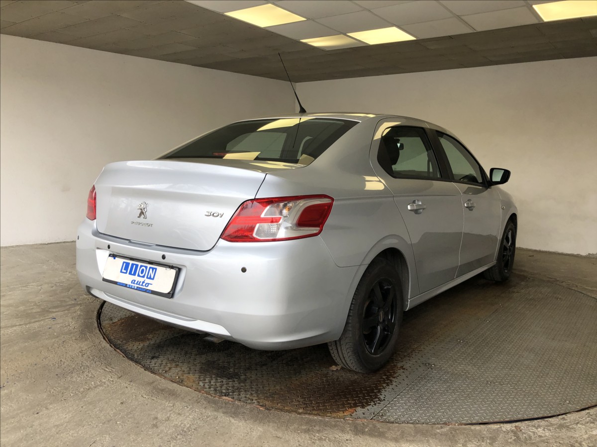 peugeot-301-1-6-16v - 6