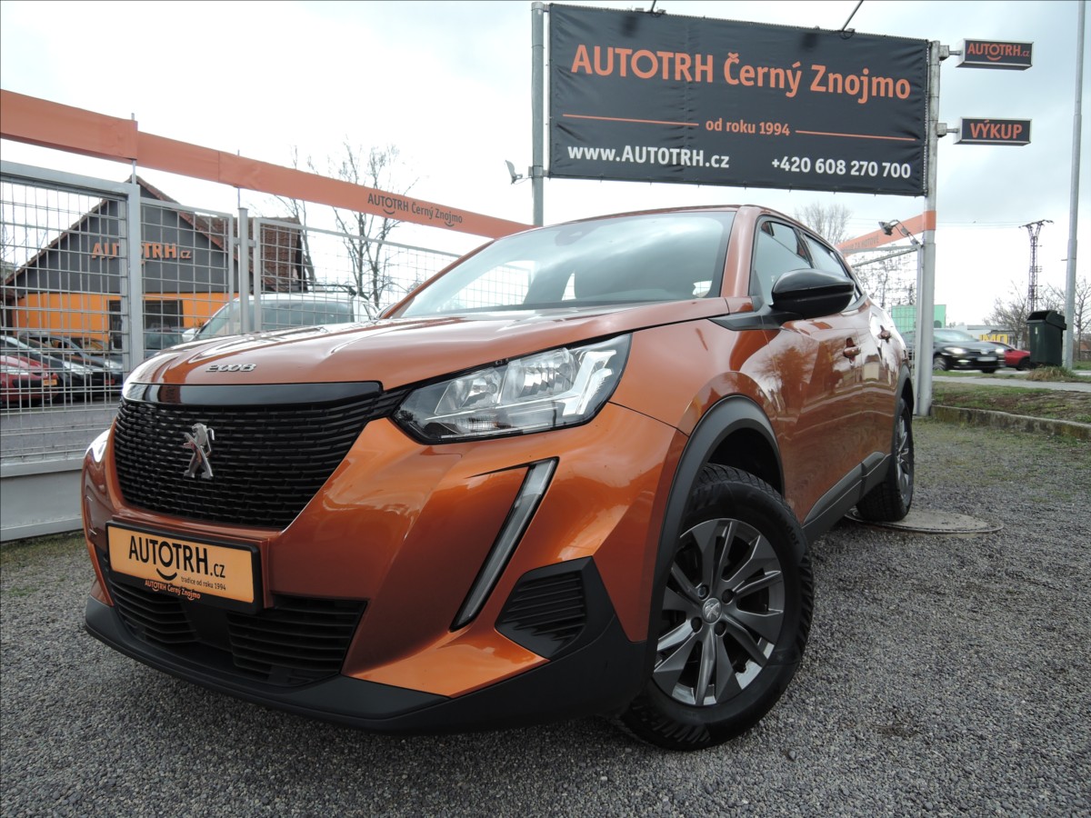 Peugeot 2008 1,2 Puretech ČR Záruka do 8/27