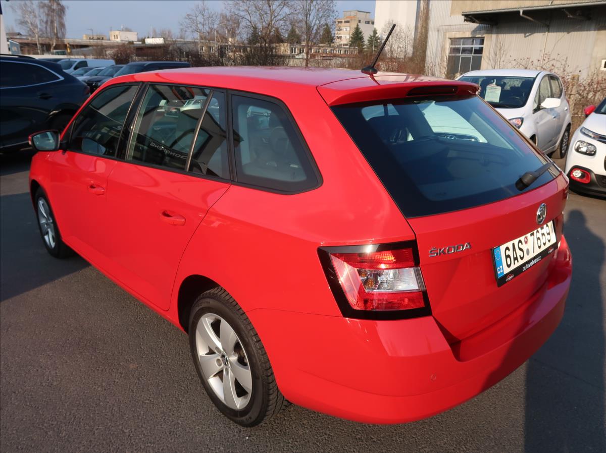 skoda-fabia-1-4-tdi-66kw-novecr-style - 3