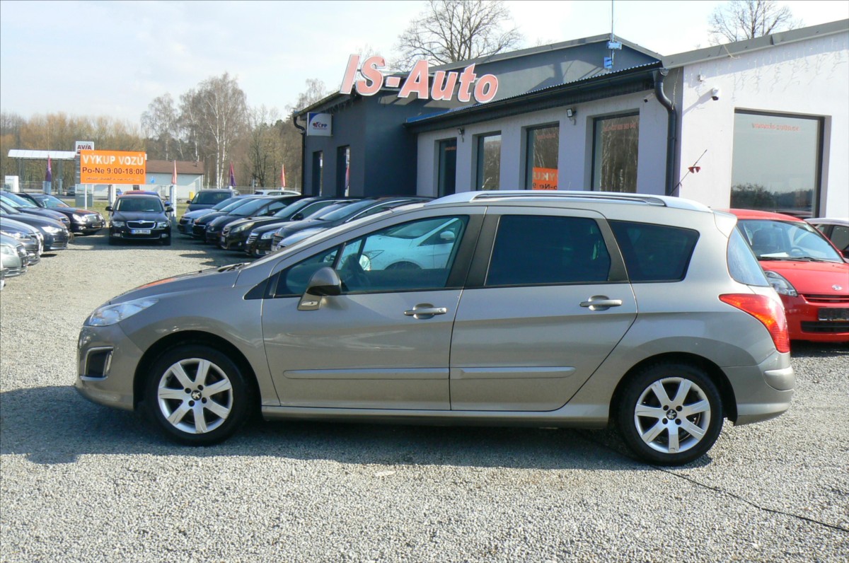 peugeot-308-1-6-hdi-panorama - 6