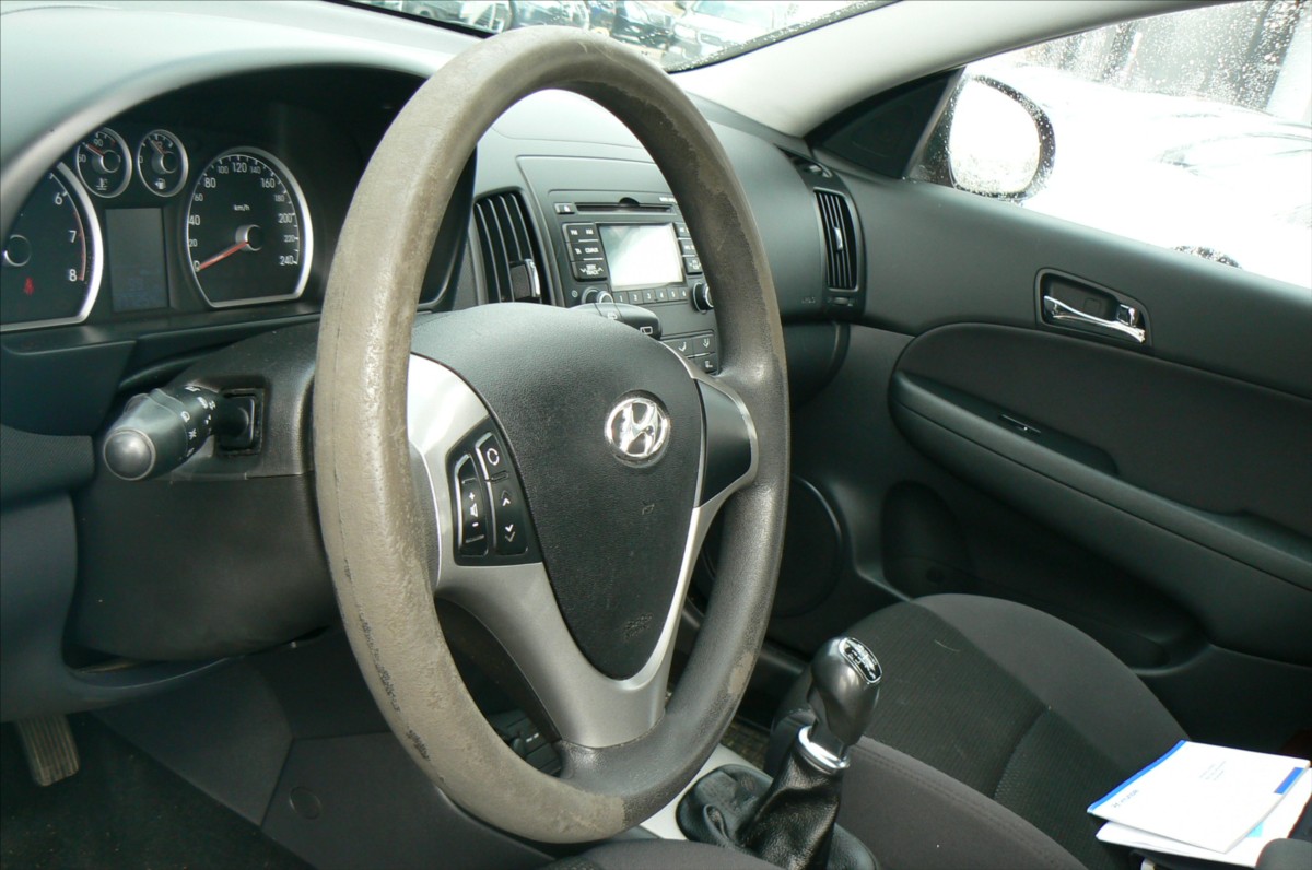 hyundai-i30-1-6-cvvt-cw - 9