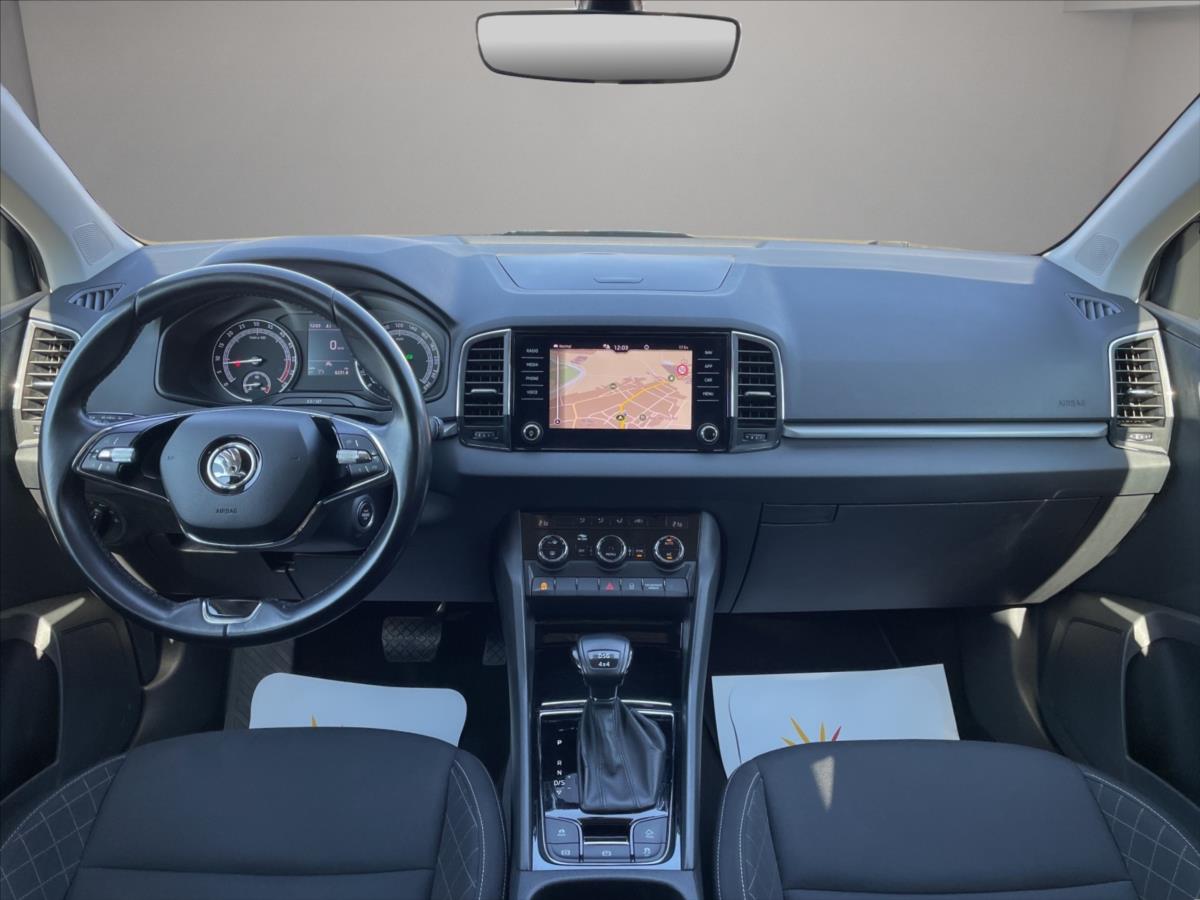 skoda-karoq-2-0-tdi-dsg-4x4-led-navi-kamera-d-klima-plna-servisni-historie-po-servise-a-brzdy - 9