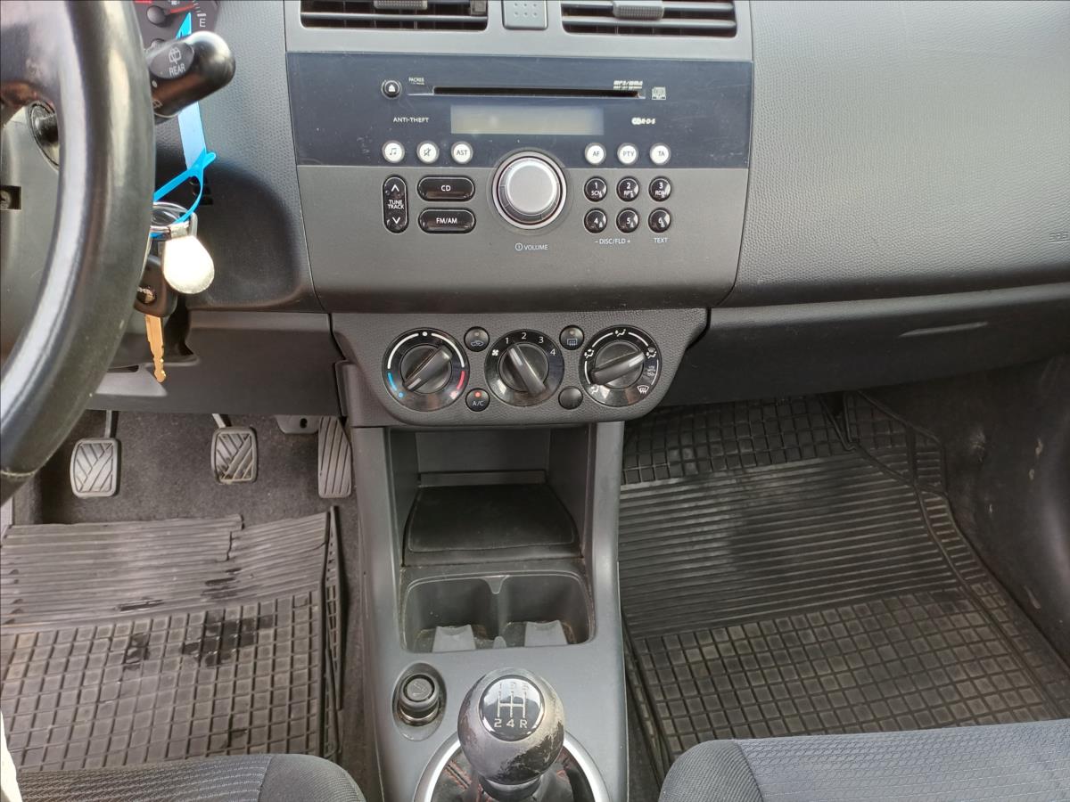 suzuki-swift-1-3-4x4 - 8