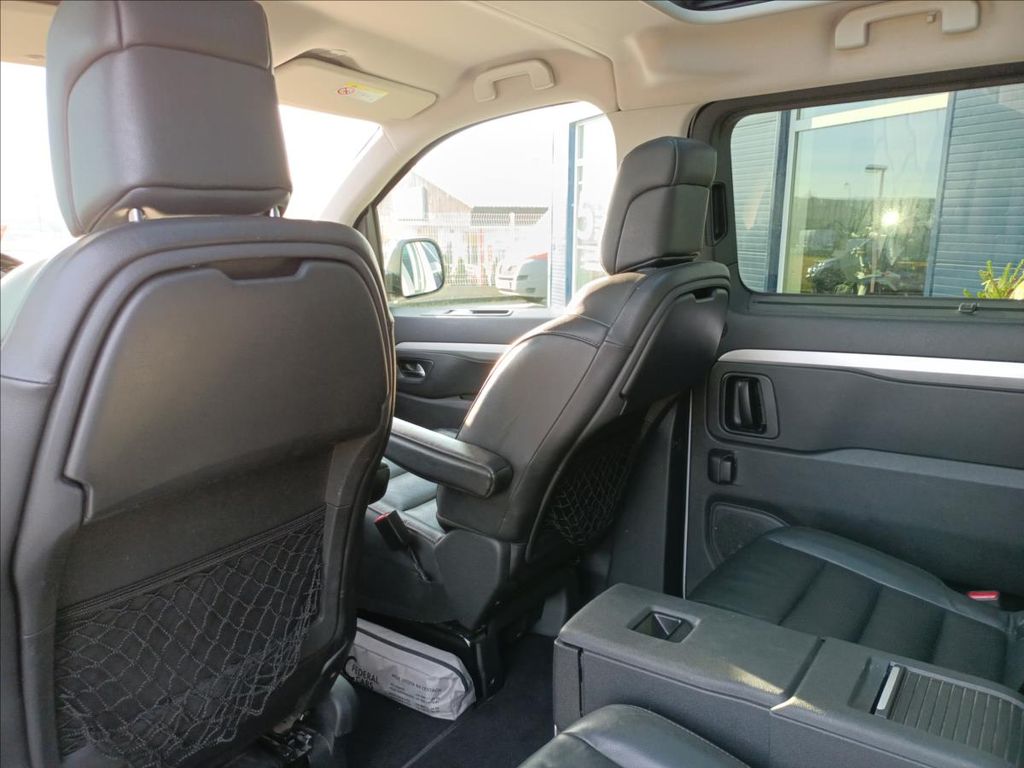 peugeot-traveller-allure-long-2-0-bhdi-150-k-man - 8