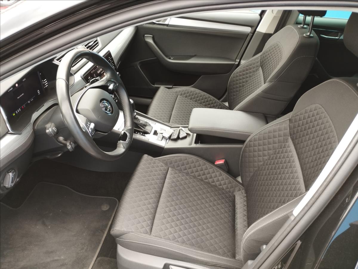 skoda-superb-2-0-tdi-110kw-ambition-combi-dsg - 6