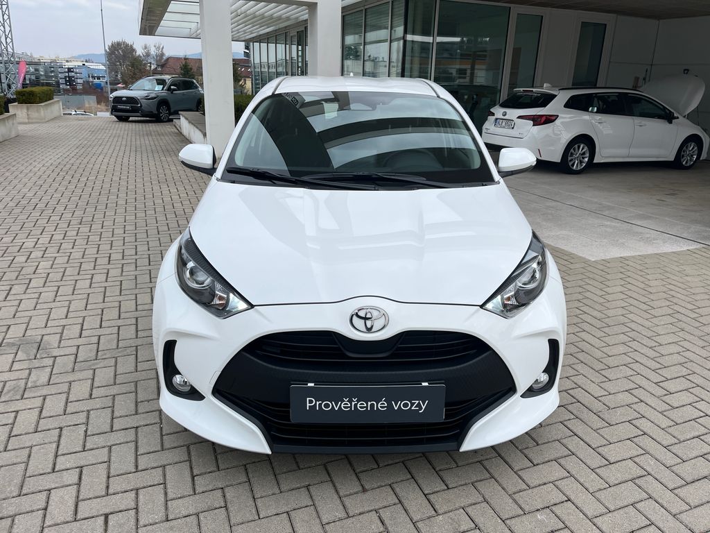 toyota-yaris-1-5-hybrid-e-cvt-comfort - 8