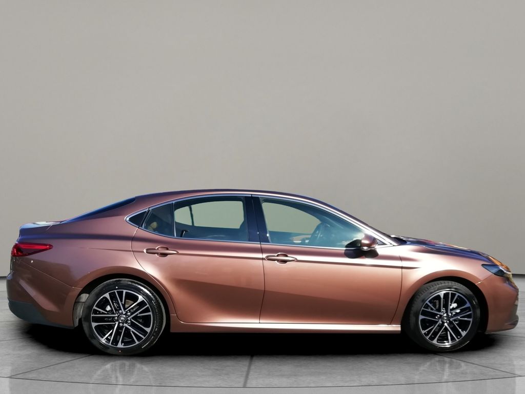 toyota-camry-prestige-2-5-hev - 2