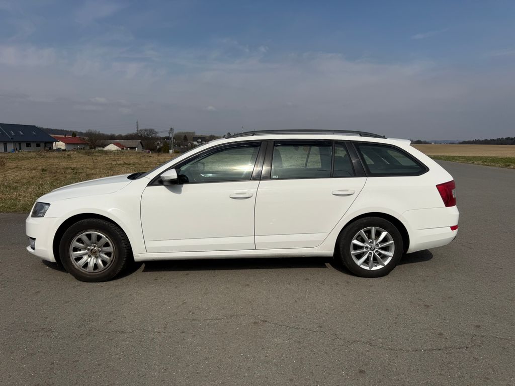 skoda-octavia-1-6-tdi-2x-sada-kol-zima-leto - 1