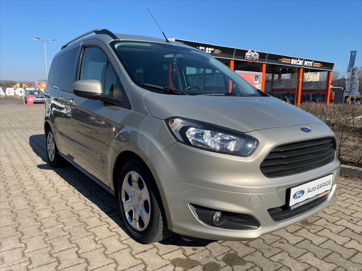 Ford Tourneo Courier 1,0 EcoBoost  TITANIUM ČR