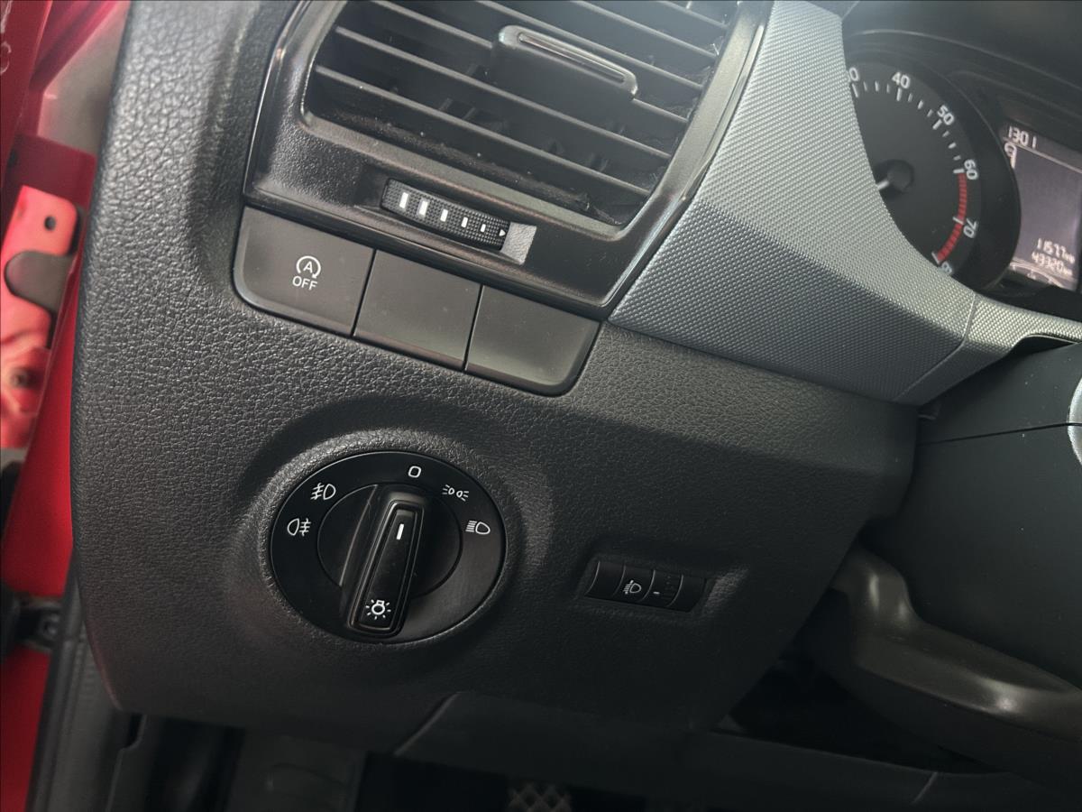 skoda-fabia-1-0-tsi-70kw-serviska - 8
