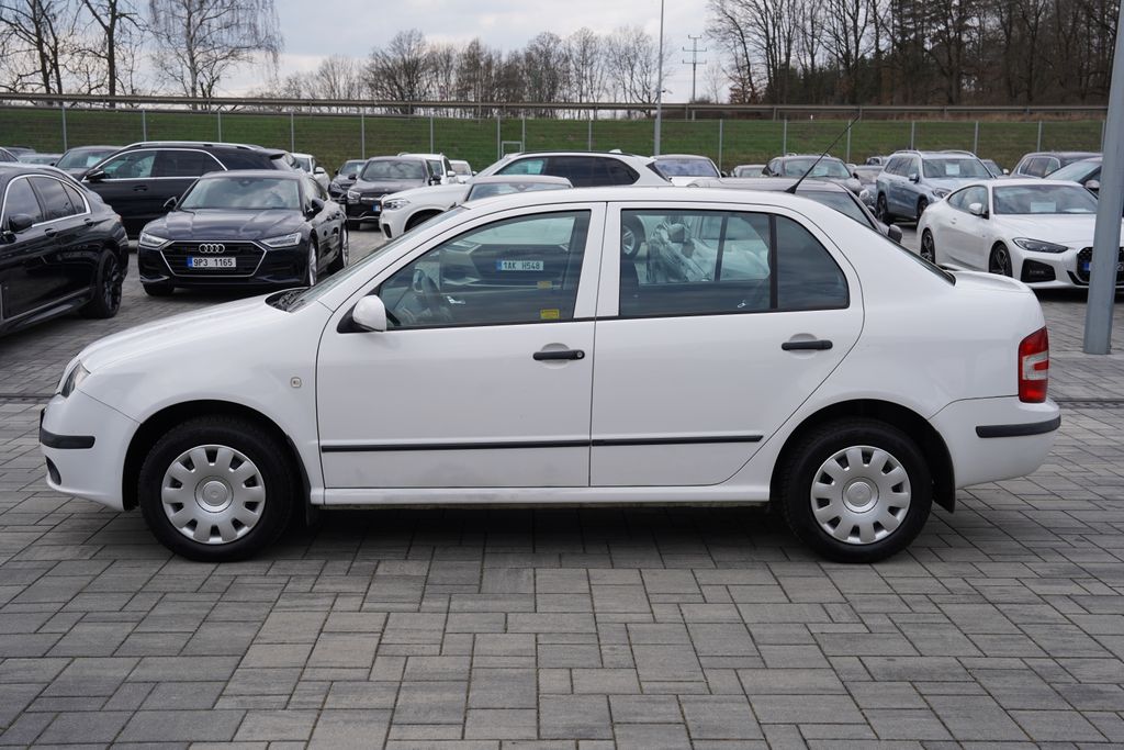 skoda-fabia-1-2i-12v-47kw-cr-s-kniha - 2