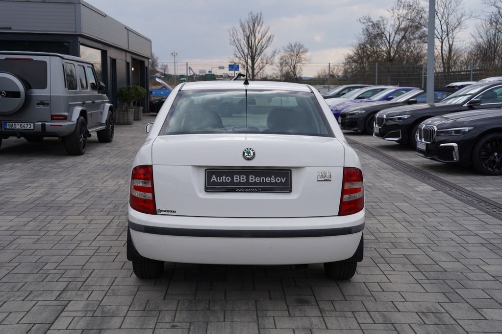 skoda-fabia-1-2i-12v-47kw-cr-s-kniha - 4