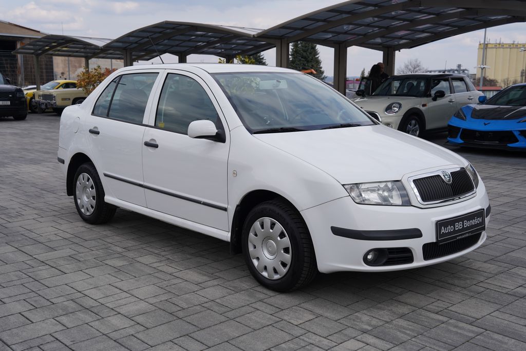 skoda-fabia-1-2i-12v-47kw-cr-s-kniha - 7