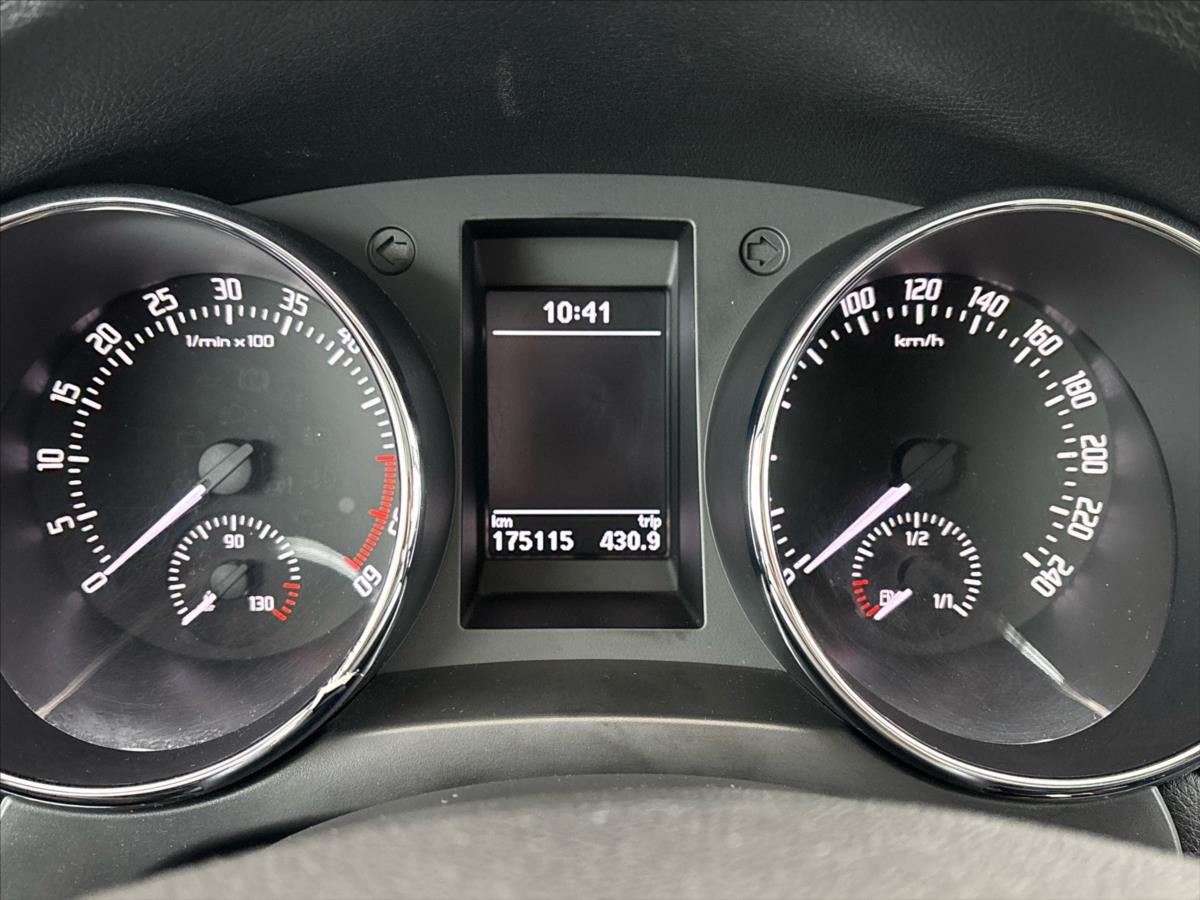 skoda-yeti-2-0-2-0tdi-trumf - 7