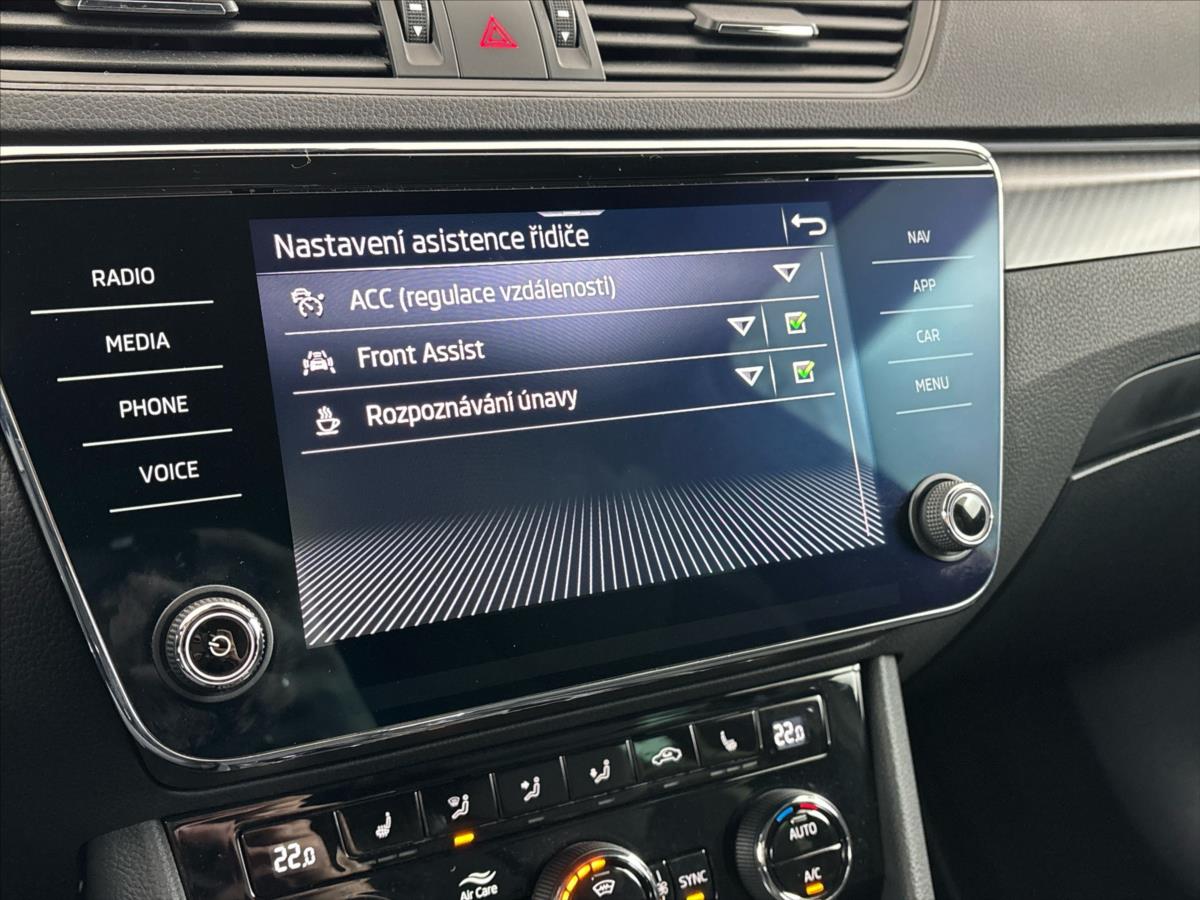 skoda-superb-2-0-tsi-sportline-7dsg - 5