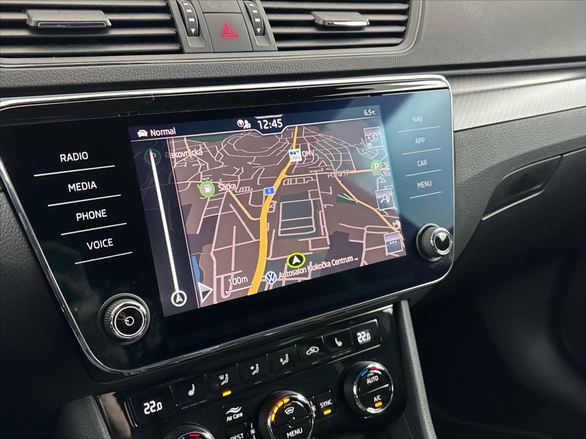 skoda-superb-2-0-tsi-sportline-7dsg - 8