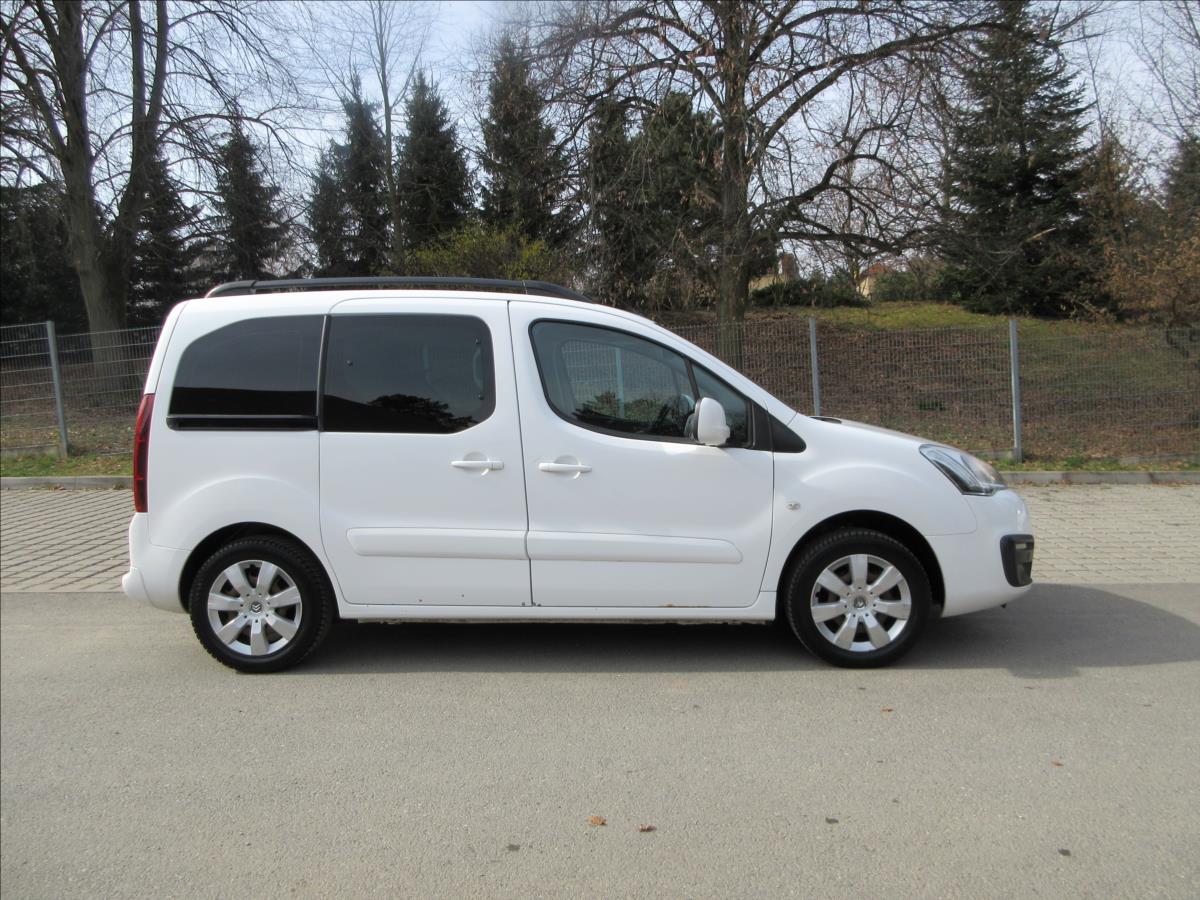 citroen-berlingo-1-6-hdi-5-mist-dualklima-1-maj-cr-dph - 9