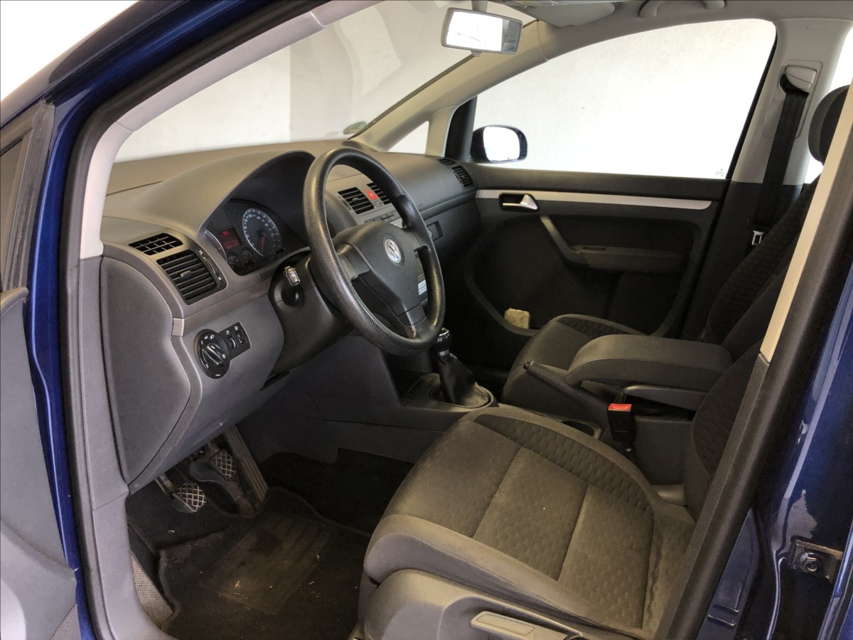 volkswagen-touran-1-9-tdi - 8