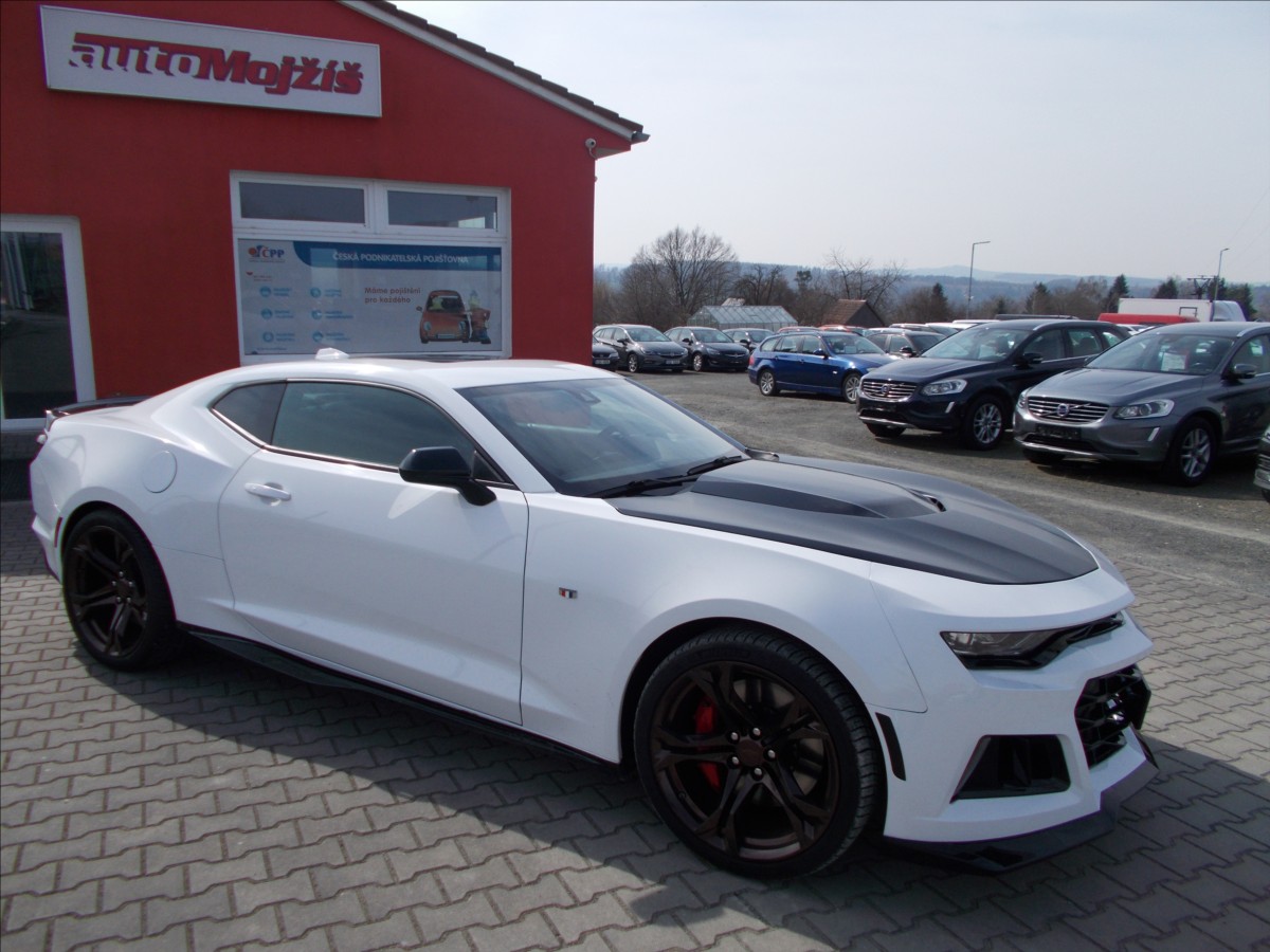 chevrolet-camaro-6-2-v8-2ss-at-10-recaro-zl1-vzhled - 7