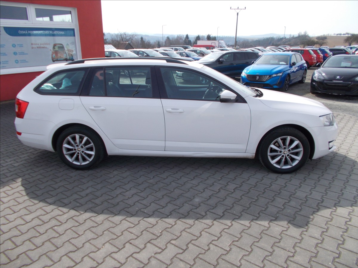 skoda-octavia-2-0-tdi-110-kw-digiklima-stk-10-2027-iii - 8