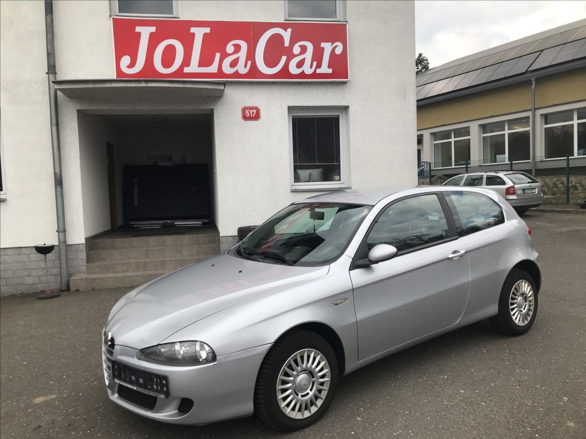 Alfa Romeo 147 1,6 i 3dv. 77kW