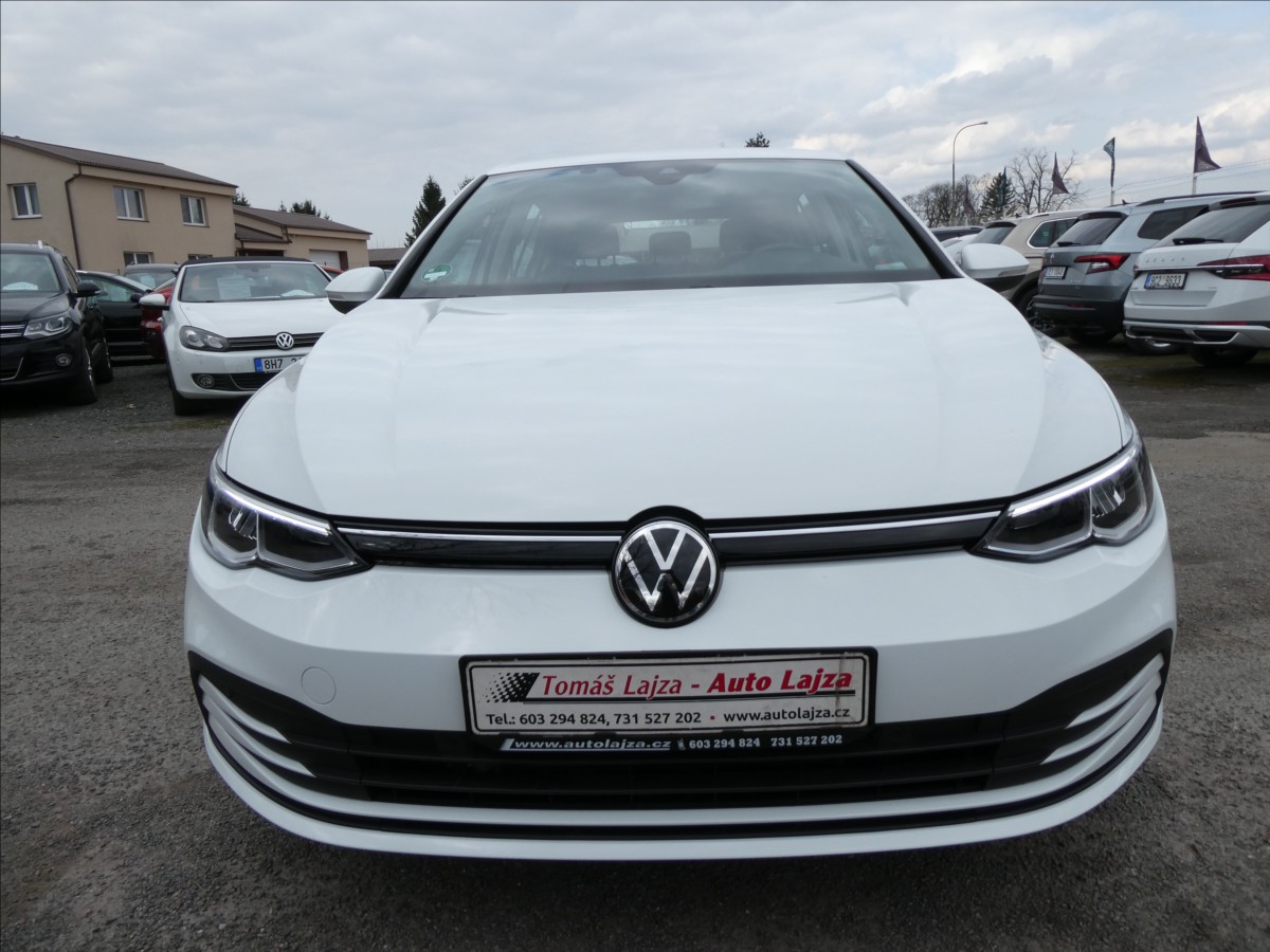 volkswagen-golf-2-0-viii-tdi-2x-kola-led-cebia - 1