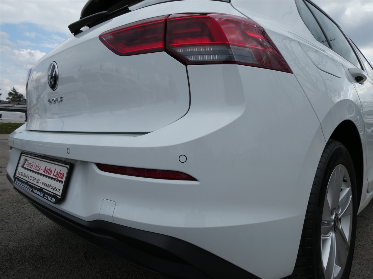 volkswagen-golf-2-0-viii-tdi-2x-kola-led-cebia - 9