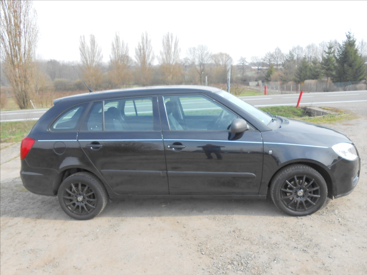 skoda-fabia-1-4-16-v-63-kw-klima-serviska - 4