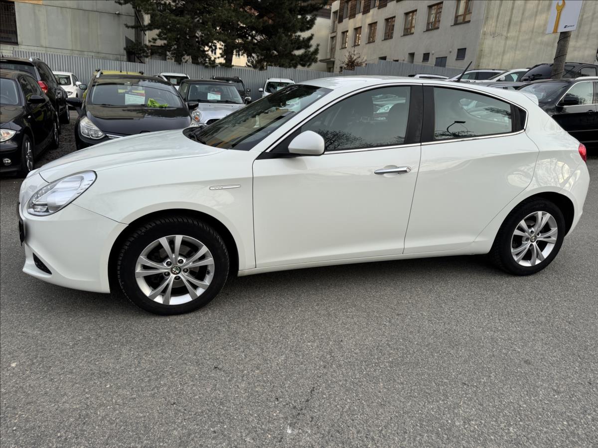 alfa-romeo-giulietta-1-4-nove-rozvody - 3