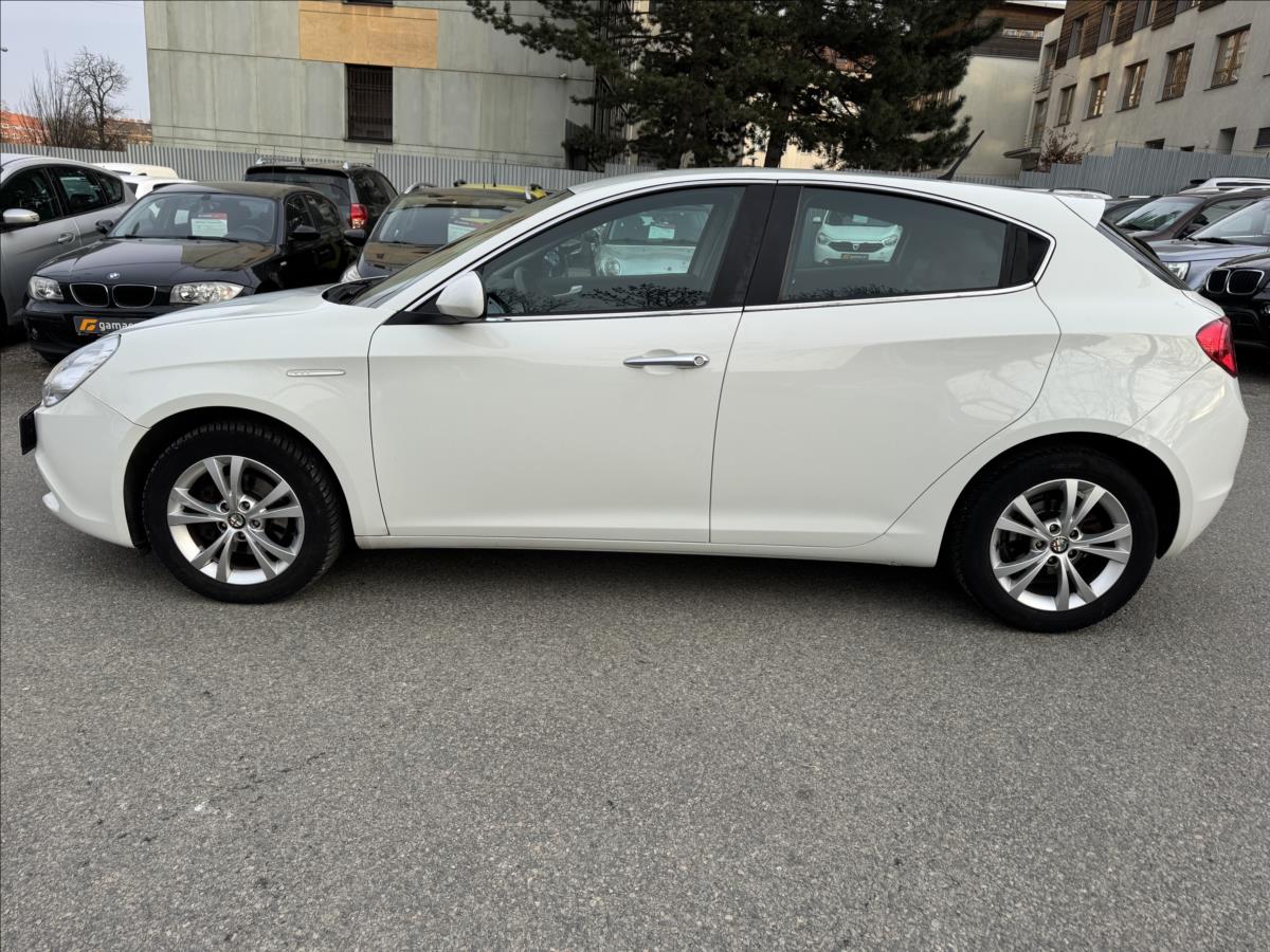 alfa-romeo-giulietta-1-4-nove-rozvody - 4