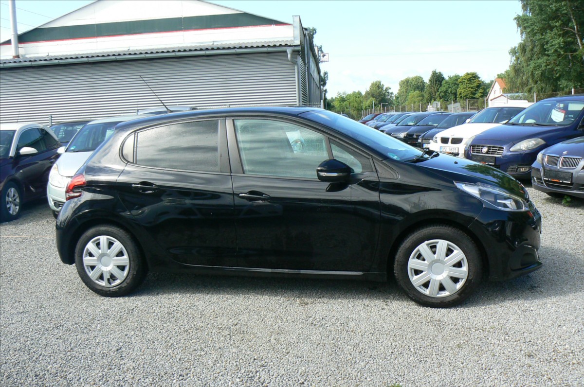 peugeot-208-1-2 - 6