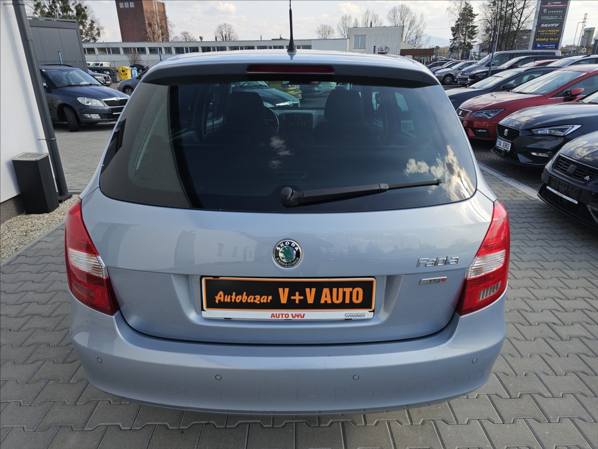 skoda-fabia-ii-1-2tsi-77kw-ambiente - 6